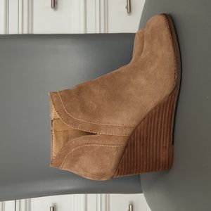 **SOLD** Lucky Brand leather suede wedge booties